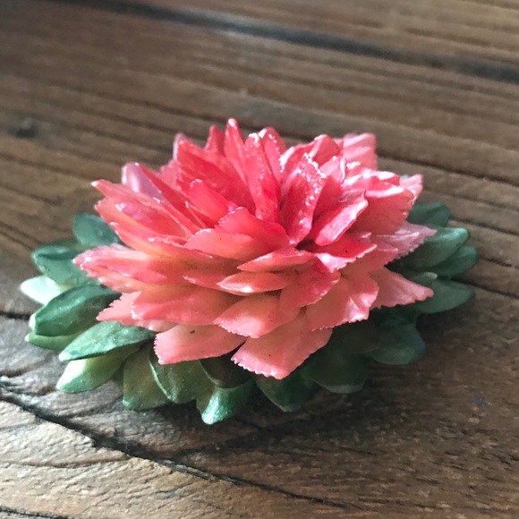 Fish Scale Brooch - Picture 4 of 11